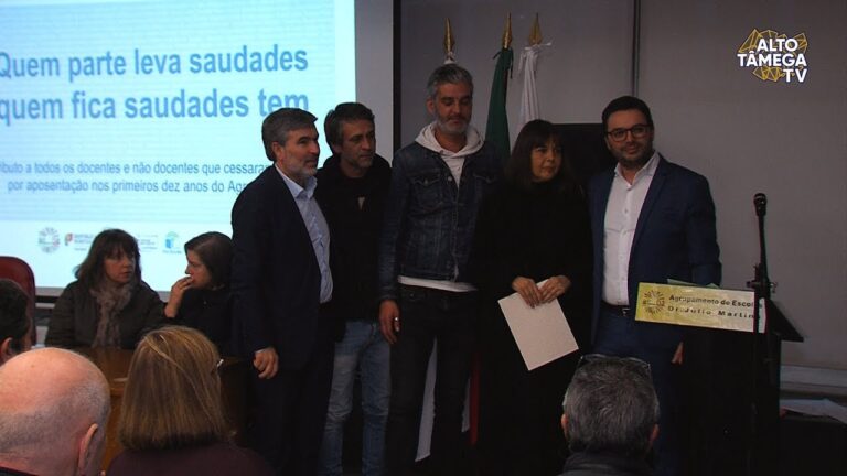 Escola Secundária Dr. Júlio Martins: Excelência Educacional e Inovação