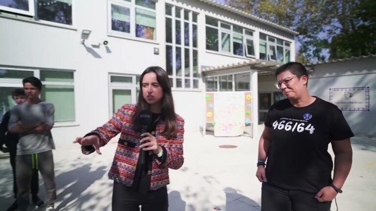 Escola EB2,3 Sophia Mello Breyner: Educação de Excelência