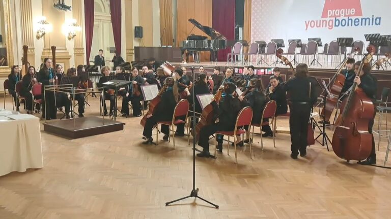 Academia de M&uacute;sica em Vilar do Para&iacute;so: Tradi&ccedil;&atilde;o e Inova&ccedil;&atilde;o na Educa&ccedil;&atilde;o Musical